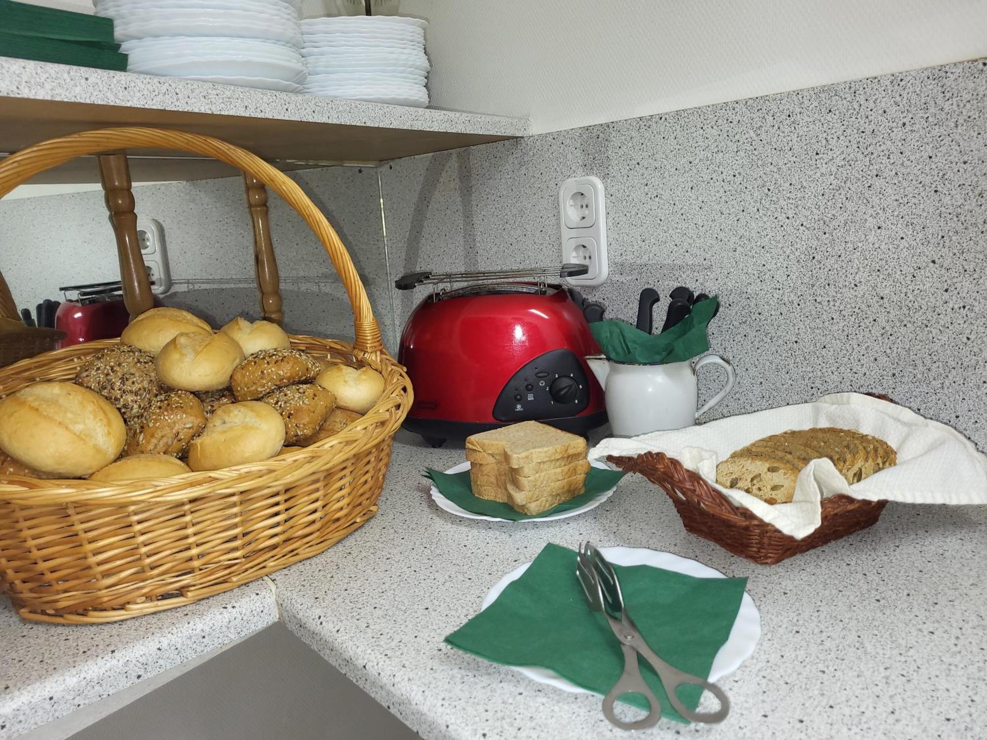 Pension Bergstube บัดลังเงนซัลซา ภายนอก รูปภาพ